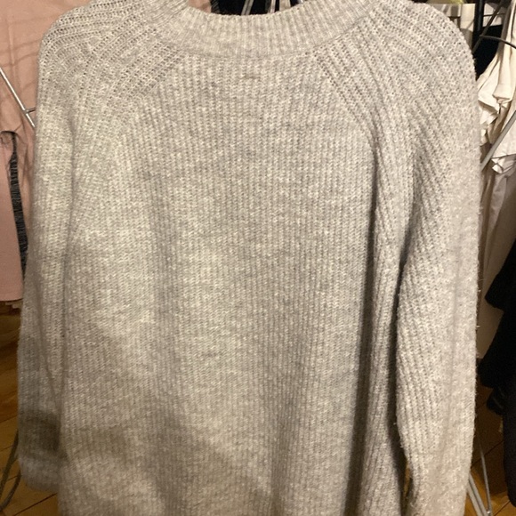 Zara knitwear
Size: 13-14 - Picture 3 of 4